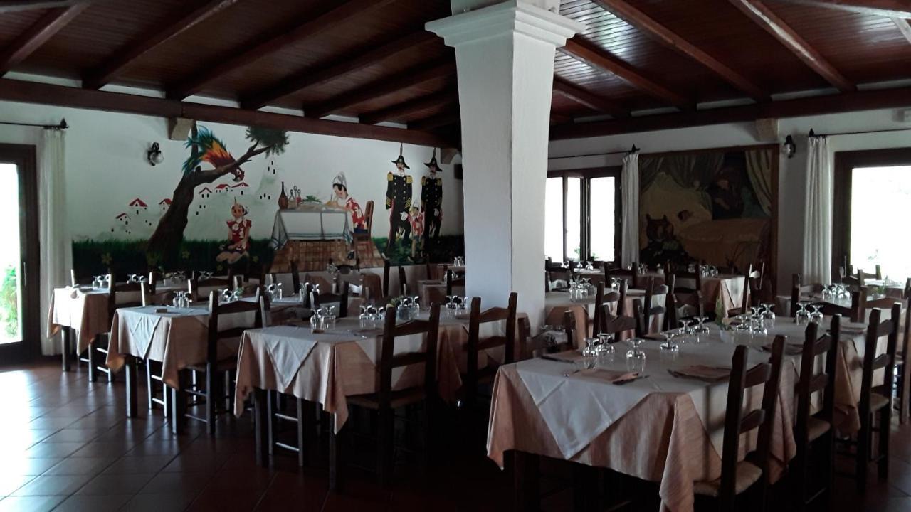 Hotel Pinocchio Arzachena Buitenkant foto